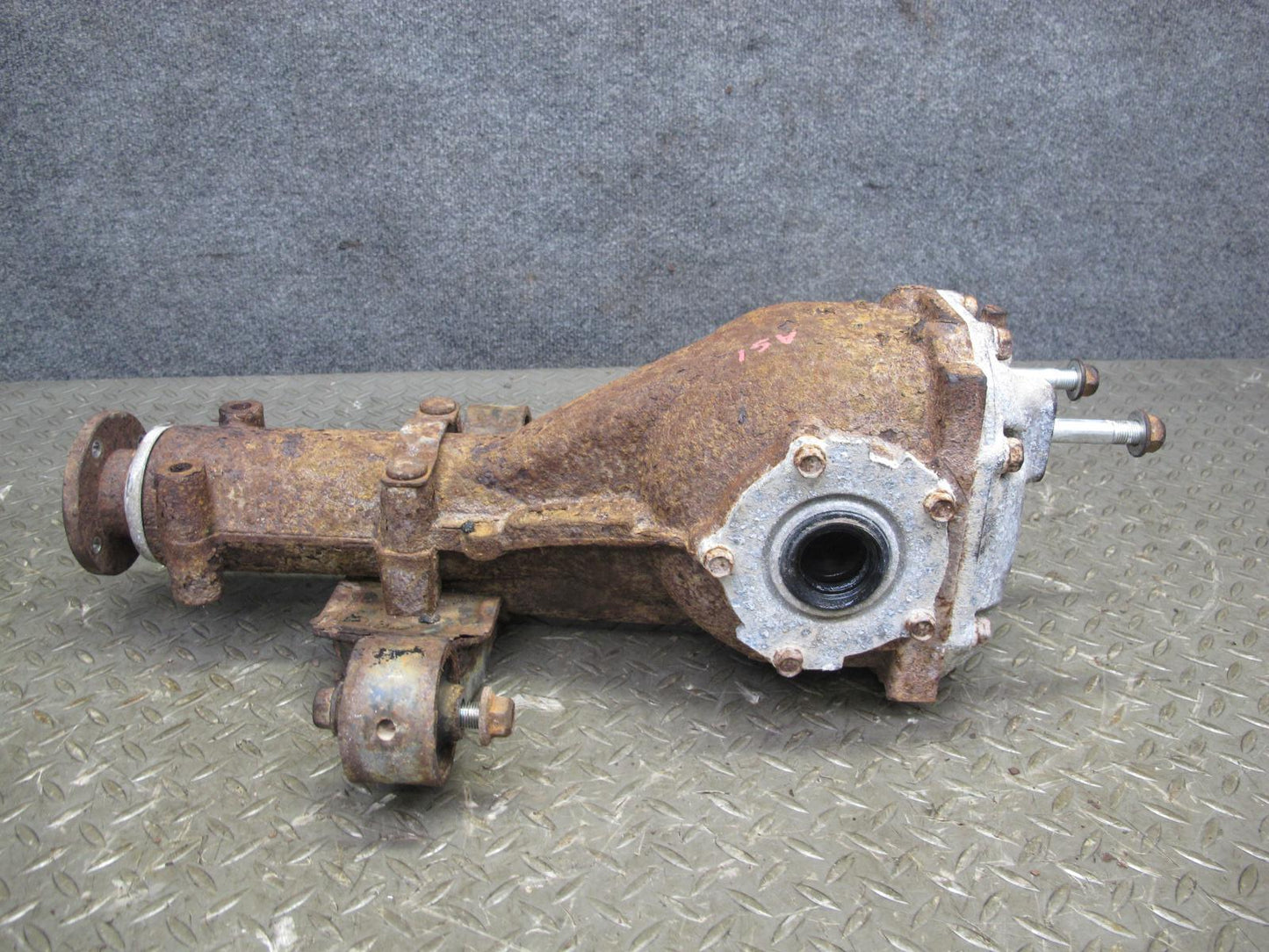 08-14 Subaru Impreza WRX 2.5L M/T Rear Differential Carrier 3.9 Ratio 105k OEM