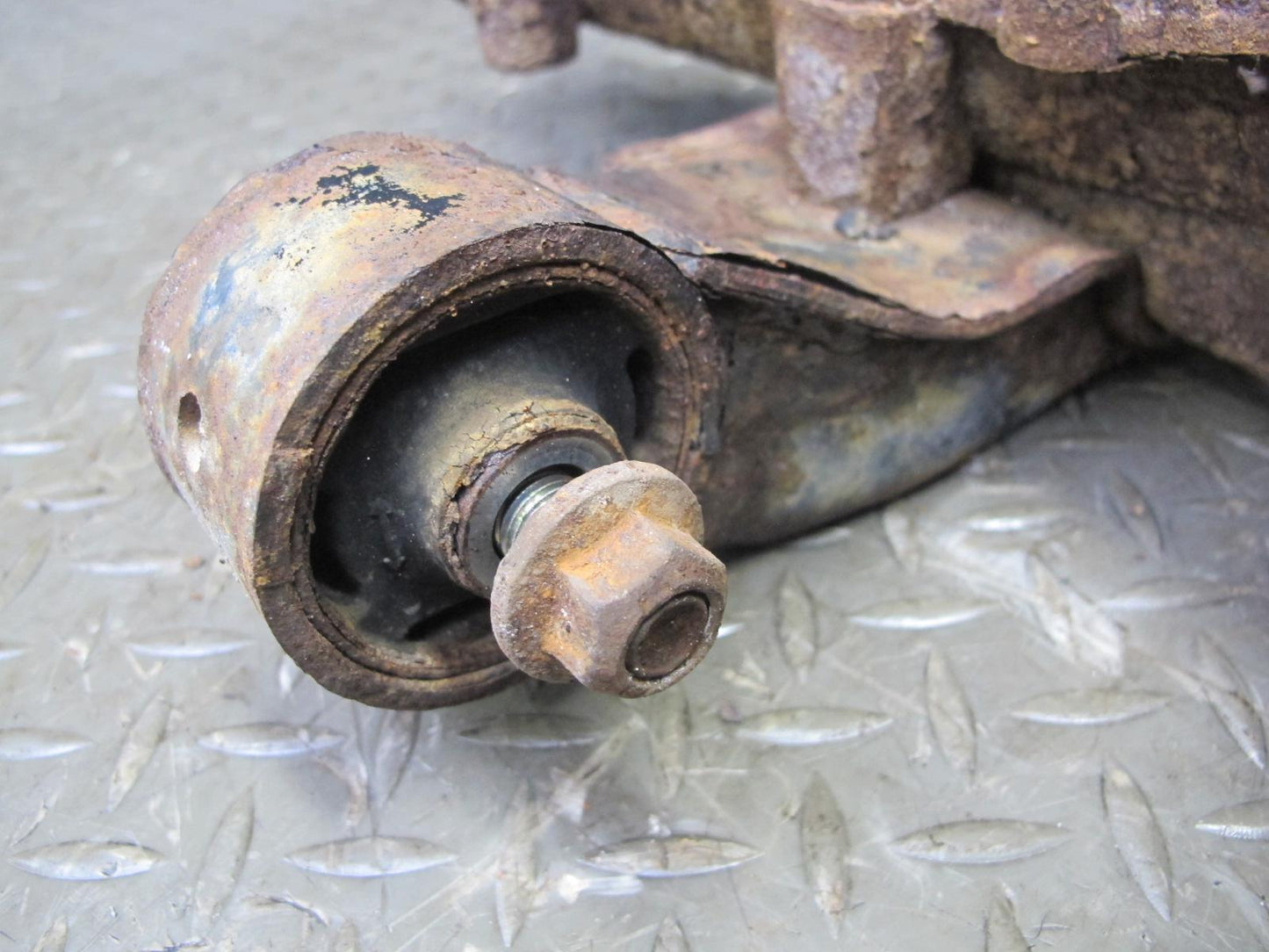 08-14 Subaru Impreza WRX 2.5L M/T Rear Differential Carrier 3.9 Ratio 105k OEM