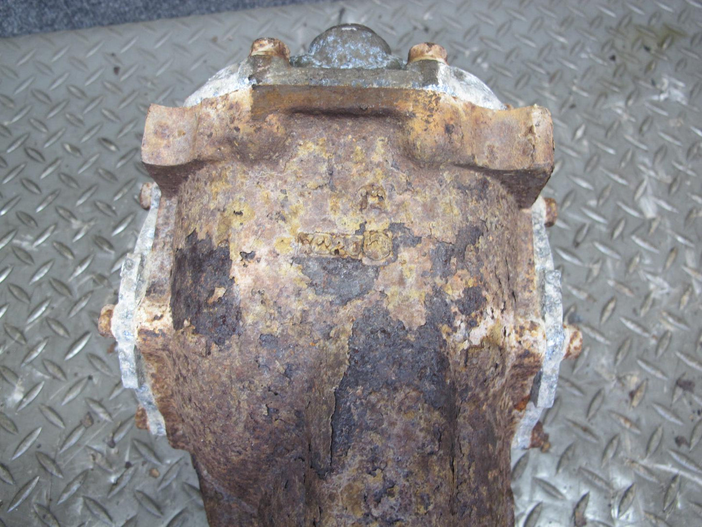 08-14 Subaru Impreza WRX 2.5L M/T Rear Differential Carrier 3.9 Ratio 105k OEM