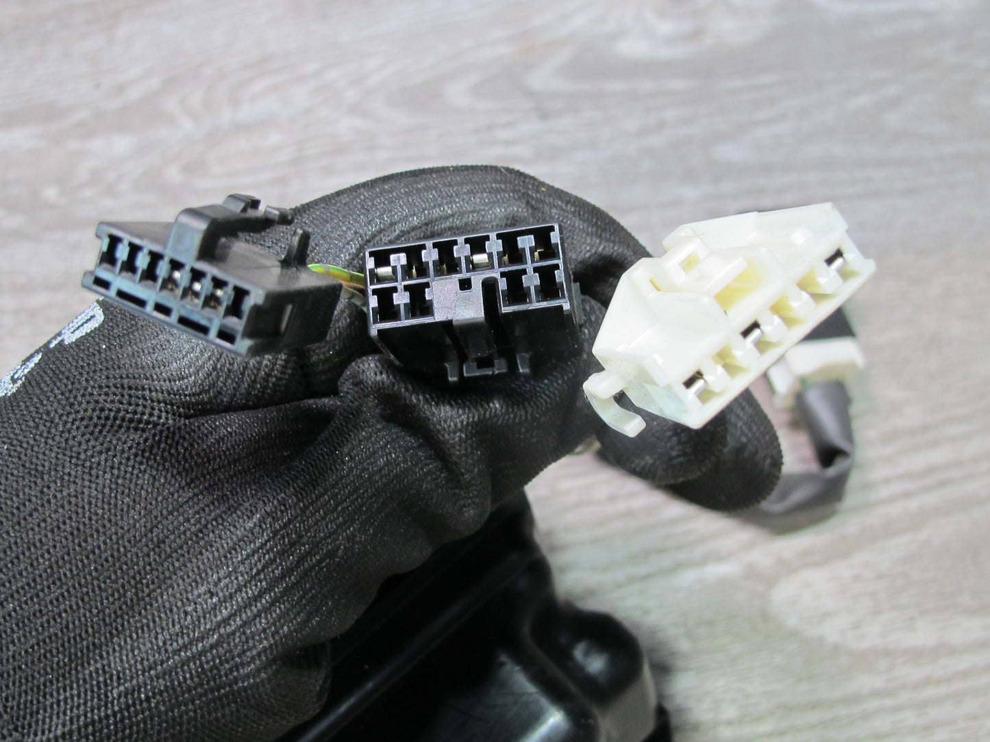 00-05 Toyota MR2 Spyder ZZW30L Interior Dash Fuse Relay Box Module OEM