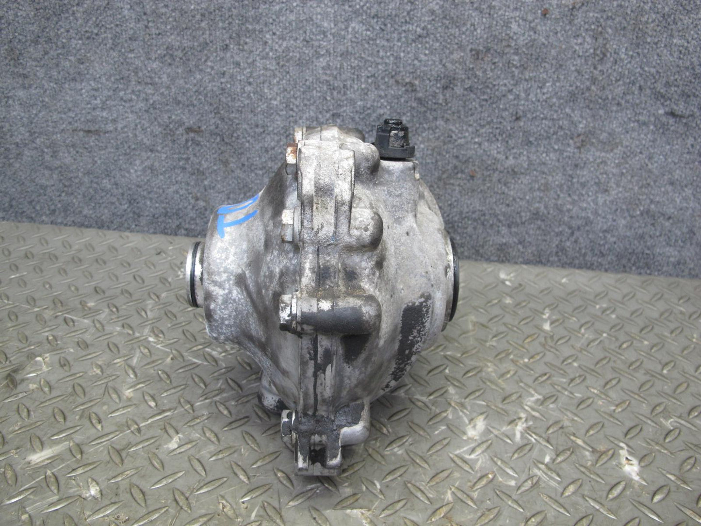 14-16 BMW F30 F31 F32 F33 F34 A/T Front Differential Carrier 3.15 Ratio 89k OEM