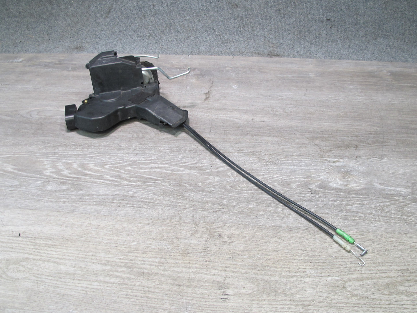 00-05 Toyota MR2 Spyder ZZW30L Right Door Lock Latch Actuator OEM