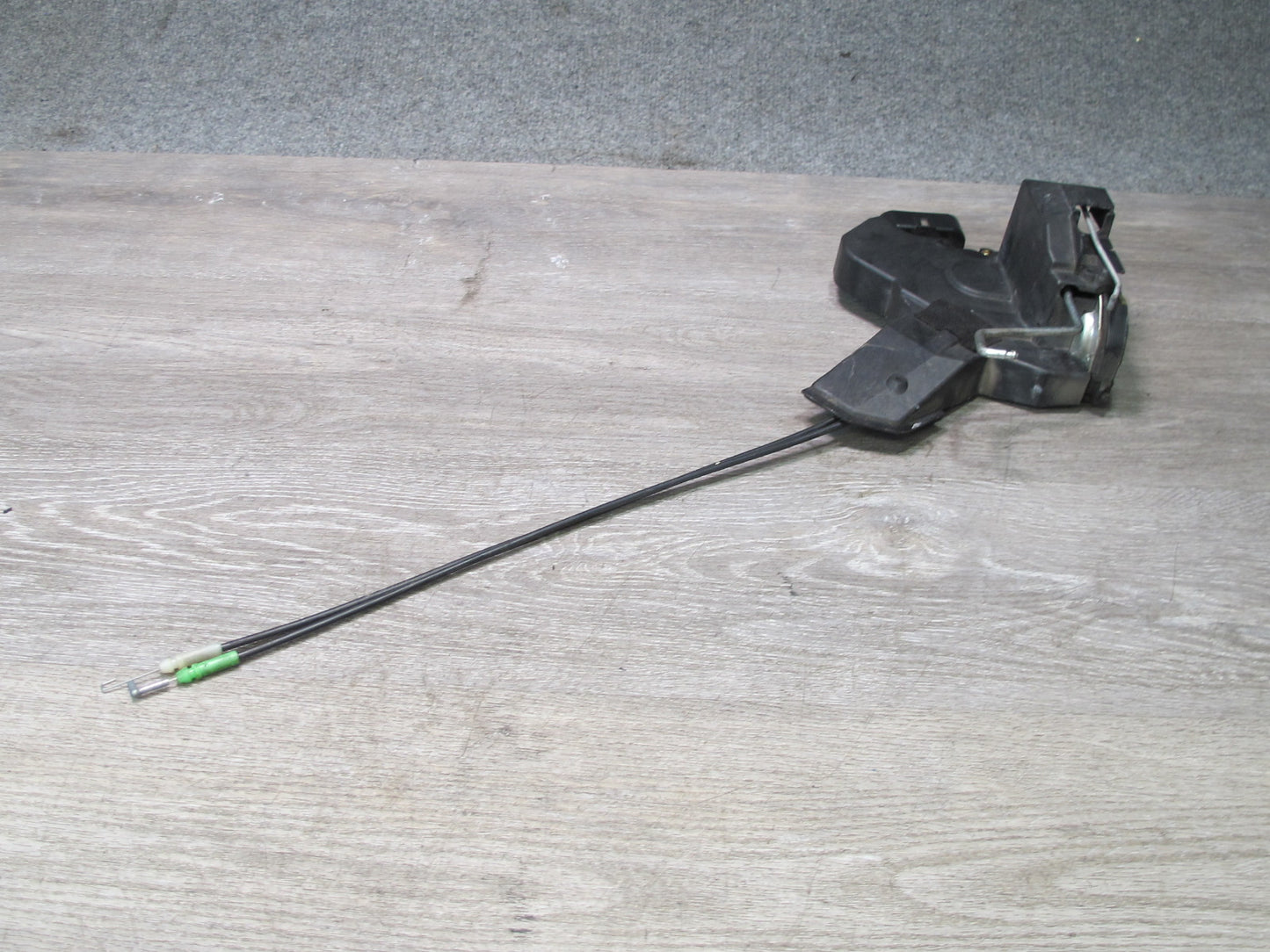 00-05 Toyota MR2 Spyder ZZW30L Right Door Lock Latch Actuator OEM