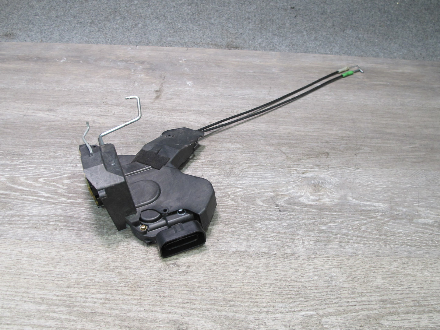 00-05 Toyota MR2 Spyder ZZW30L Right Door Lock Latch Actuator OEM