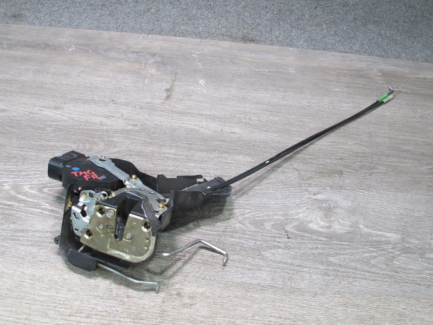 00-05 Toyota MR2 Spyder ZZW30L Right Door Lock Latch Actuator OEM