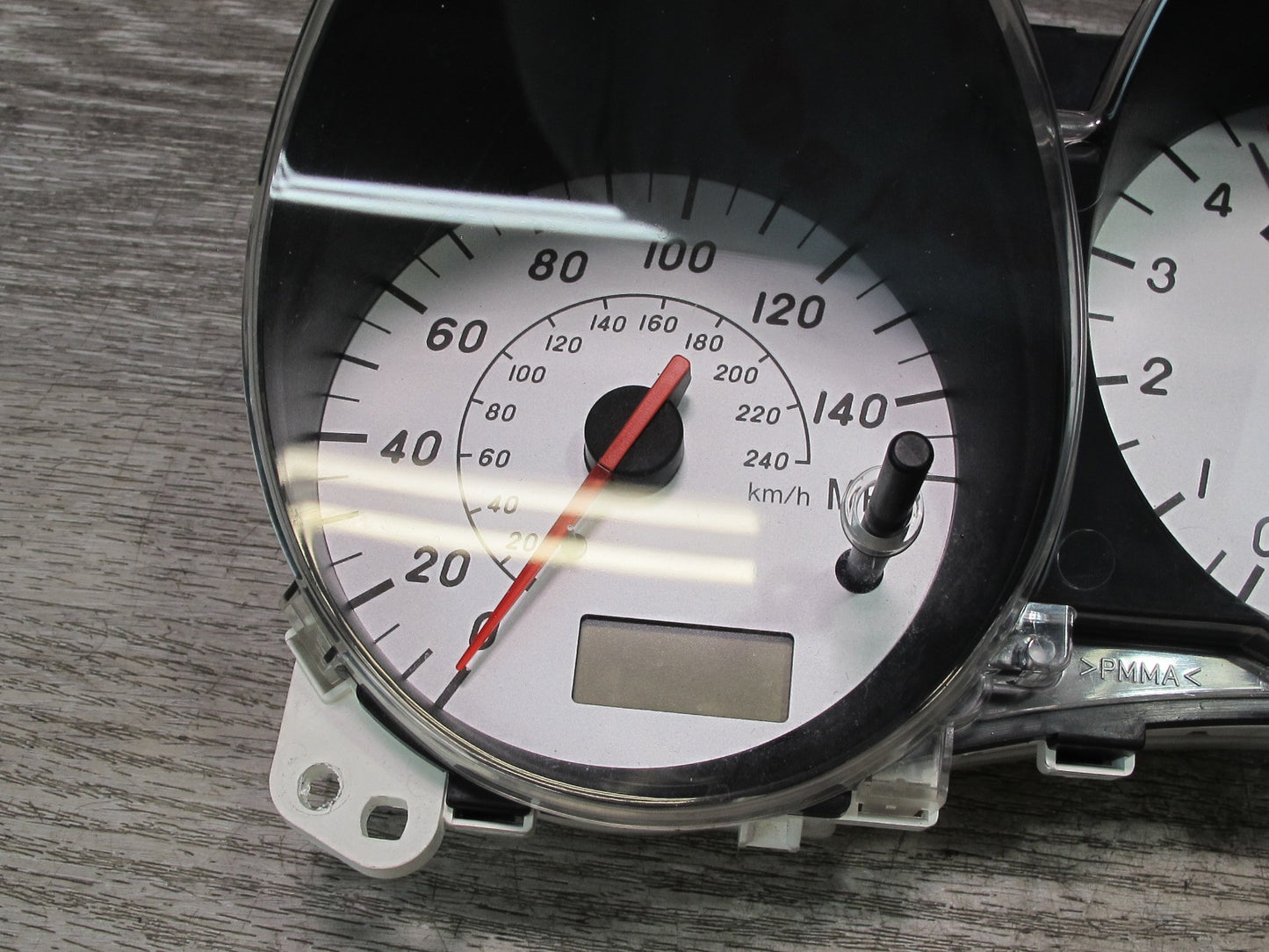 01-02 Toyota MR2 Spyder ZZW30L M/T Instrument Cluster Gauge Speedometer OEM