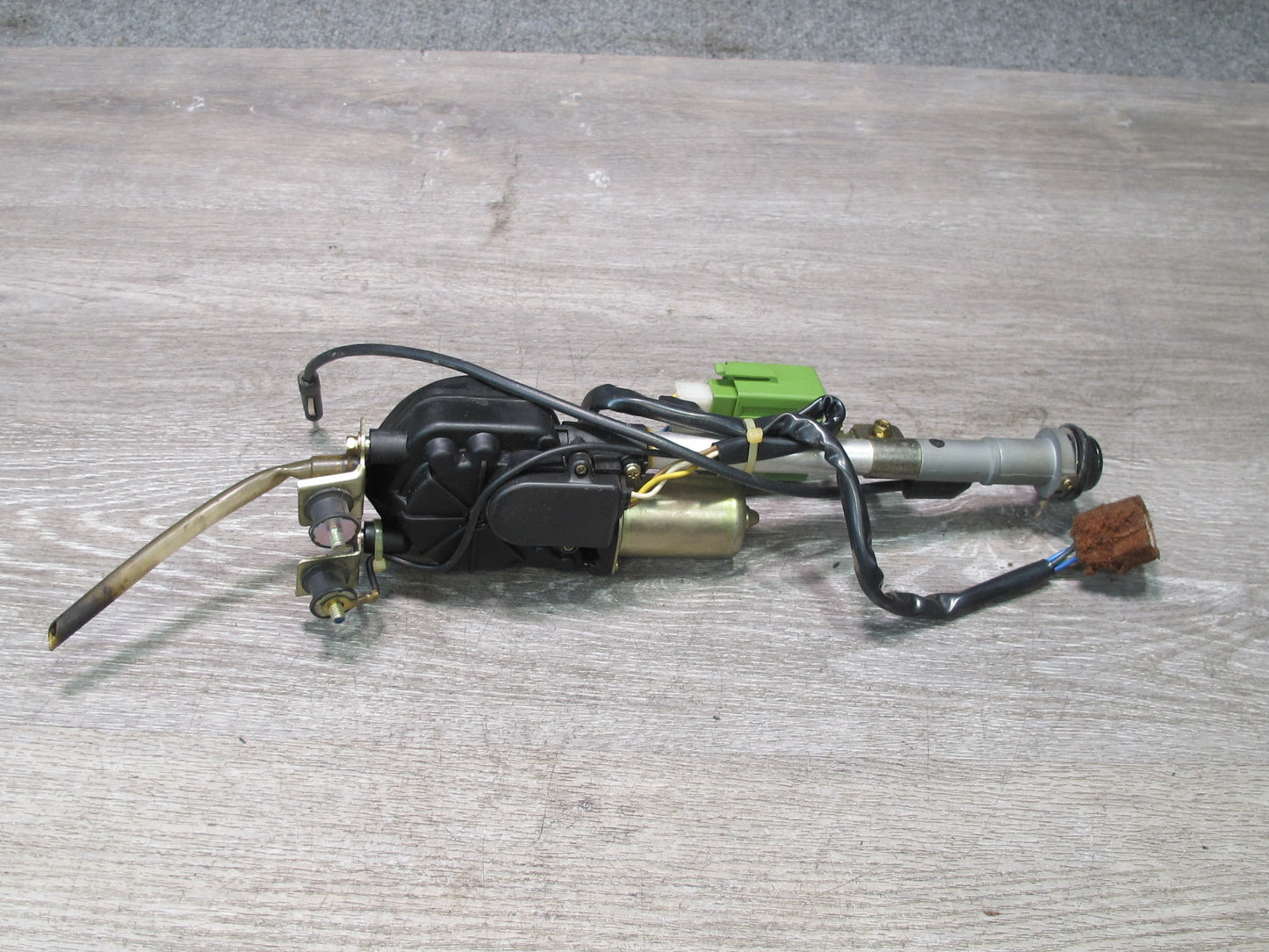 86-91 Mazda RX7 FC3S Coupe Rear Radio Power Antenna w Motor Assembly OEM