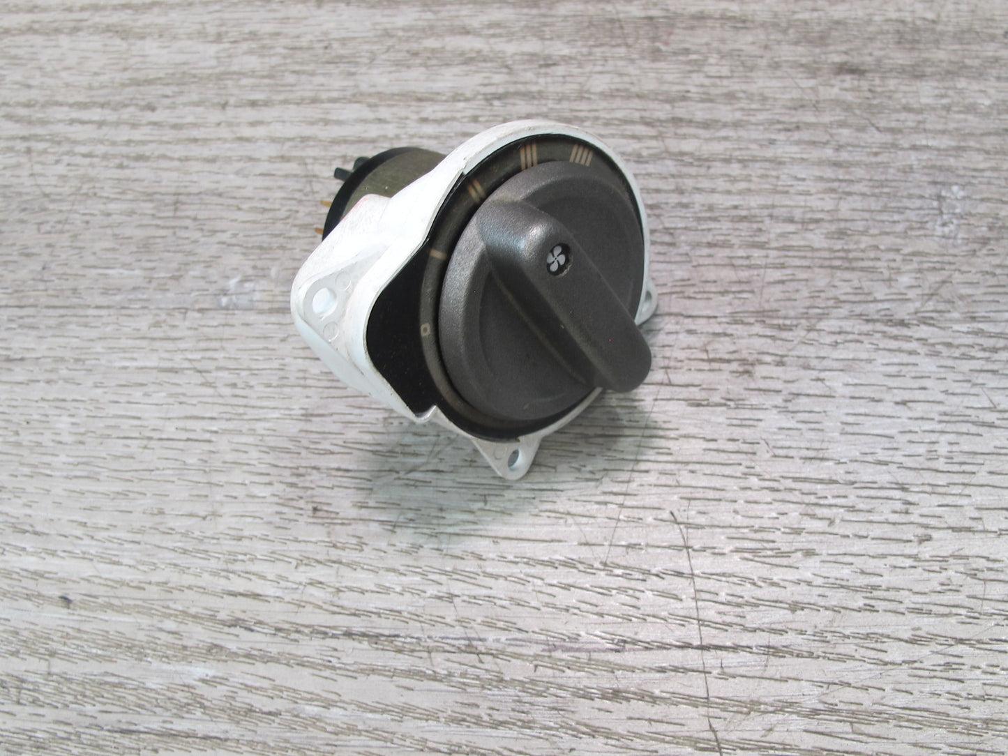 84-85 Mazda RX7 FB A/C Climate Control Blower & Temperature Knob Switch Set OEM