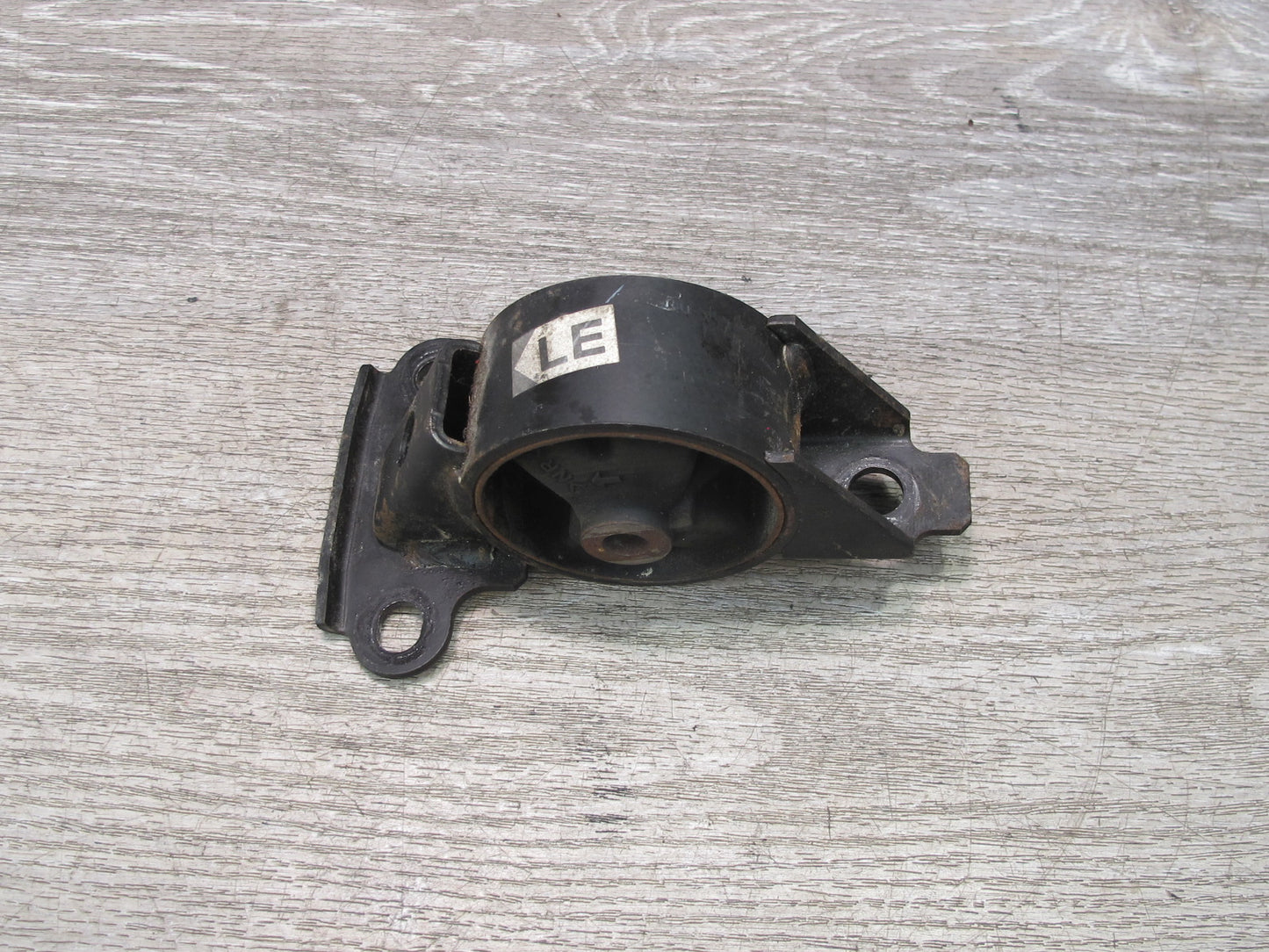 00-05  Toyota MR2 Spyder ZZW30L Front Engine Motor Mount OEM