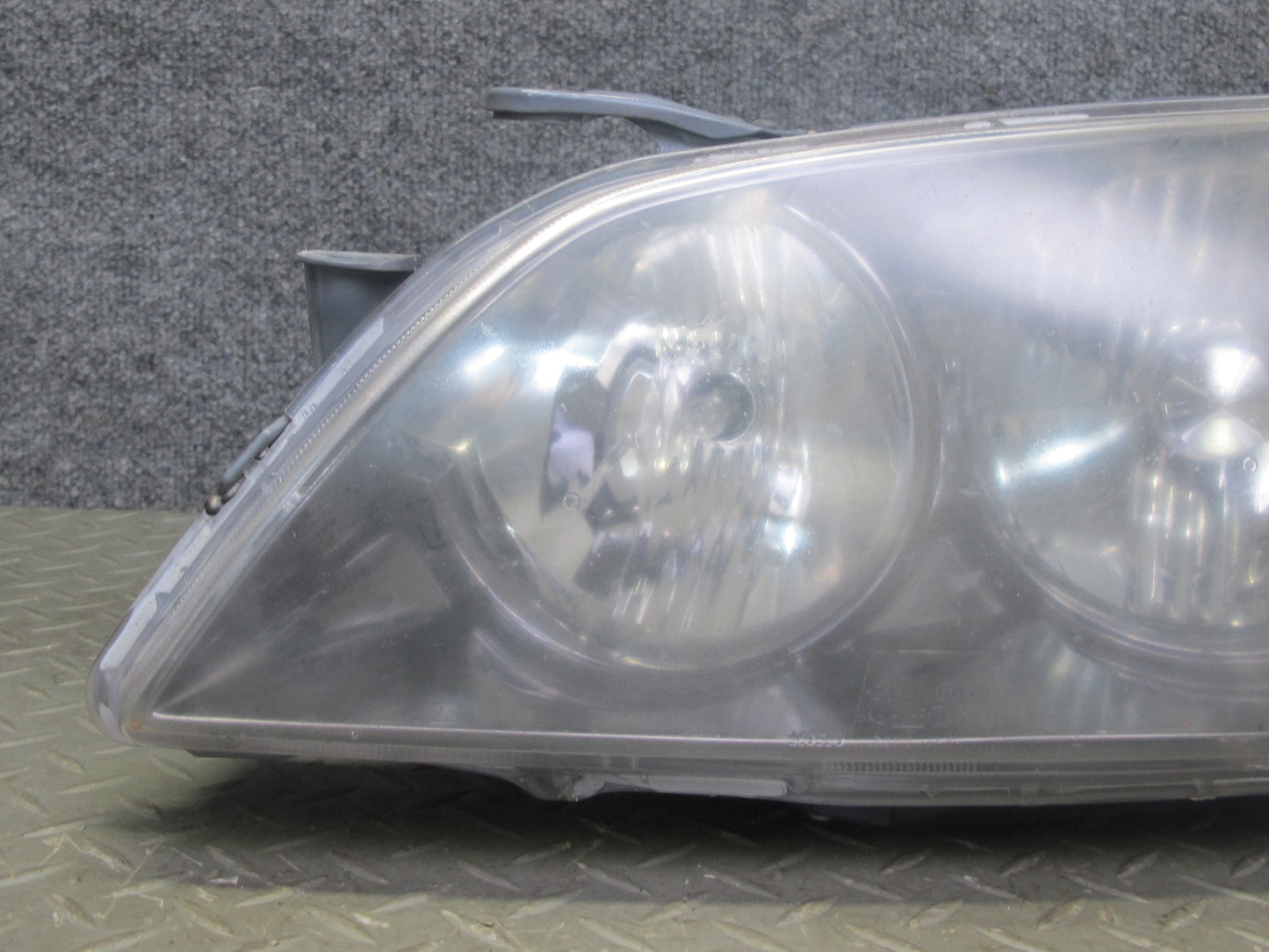 04-05 Lexus IS300 JCE10L Front Left Xenon HID Headlight Lamp OEM