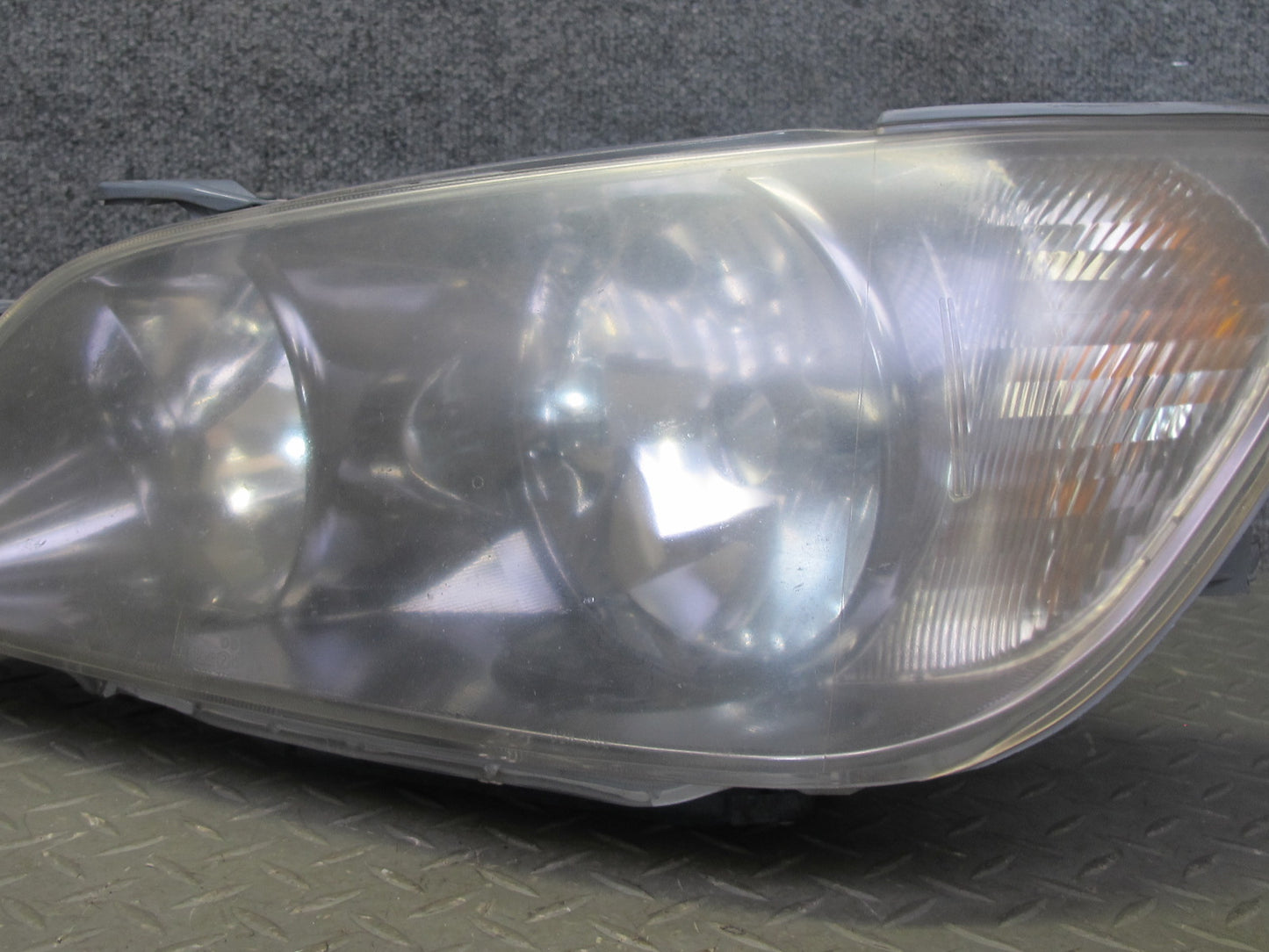 04-05 Lexus IS300 JCE10L Front Left Xenon HID Headlight Lamp OEM