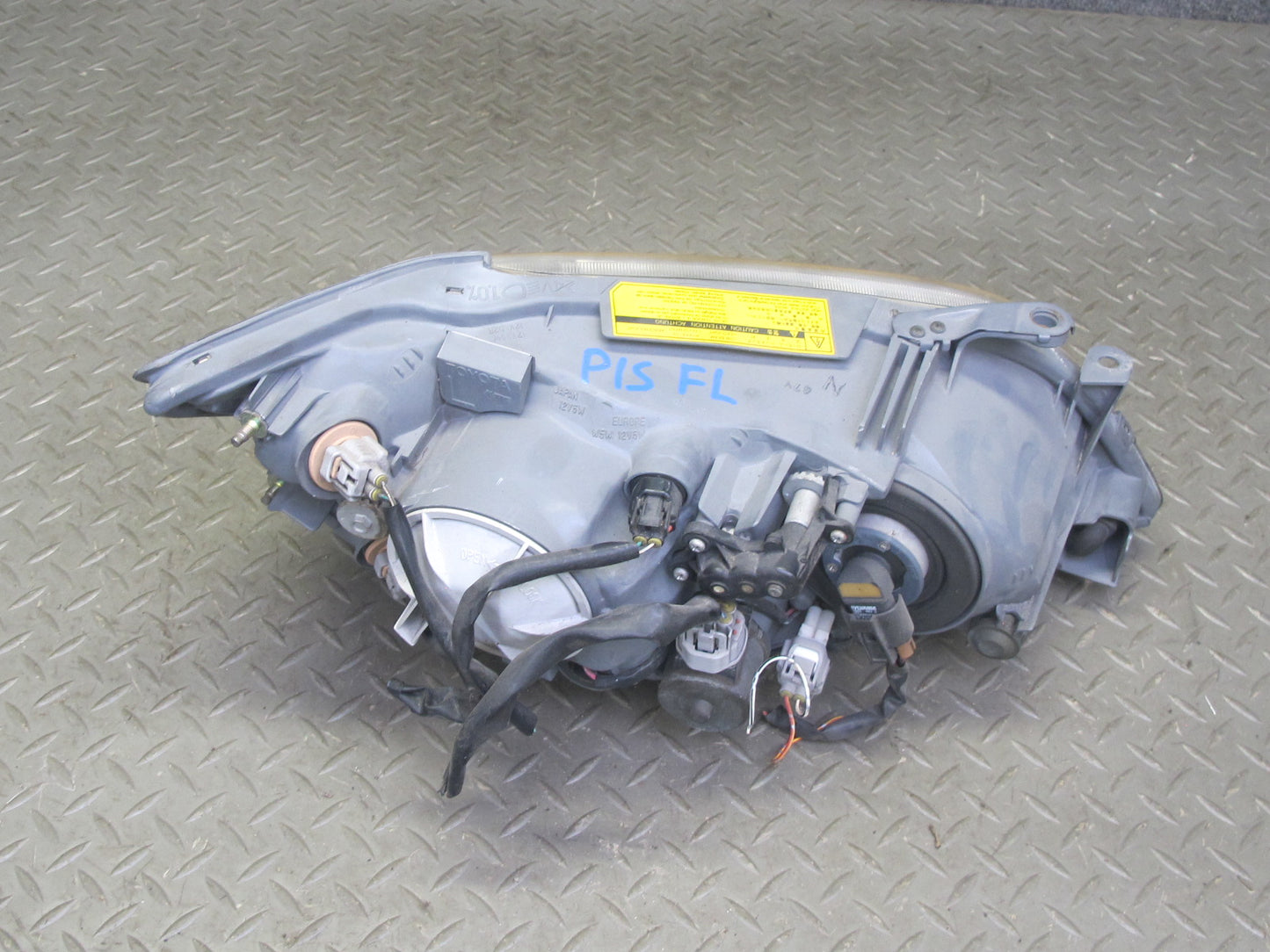 04-05 Lexus IS300 JCE10L Front Left Xenon HID Headlight Lamp OEM