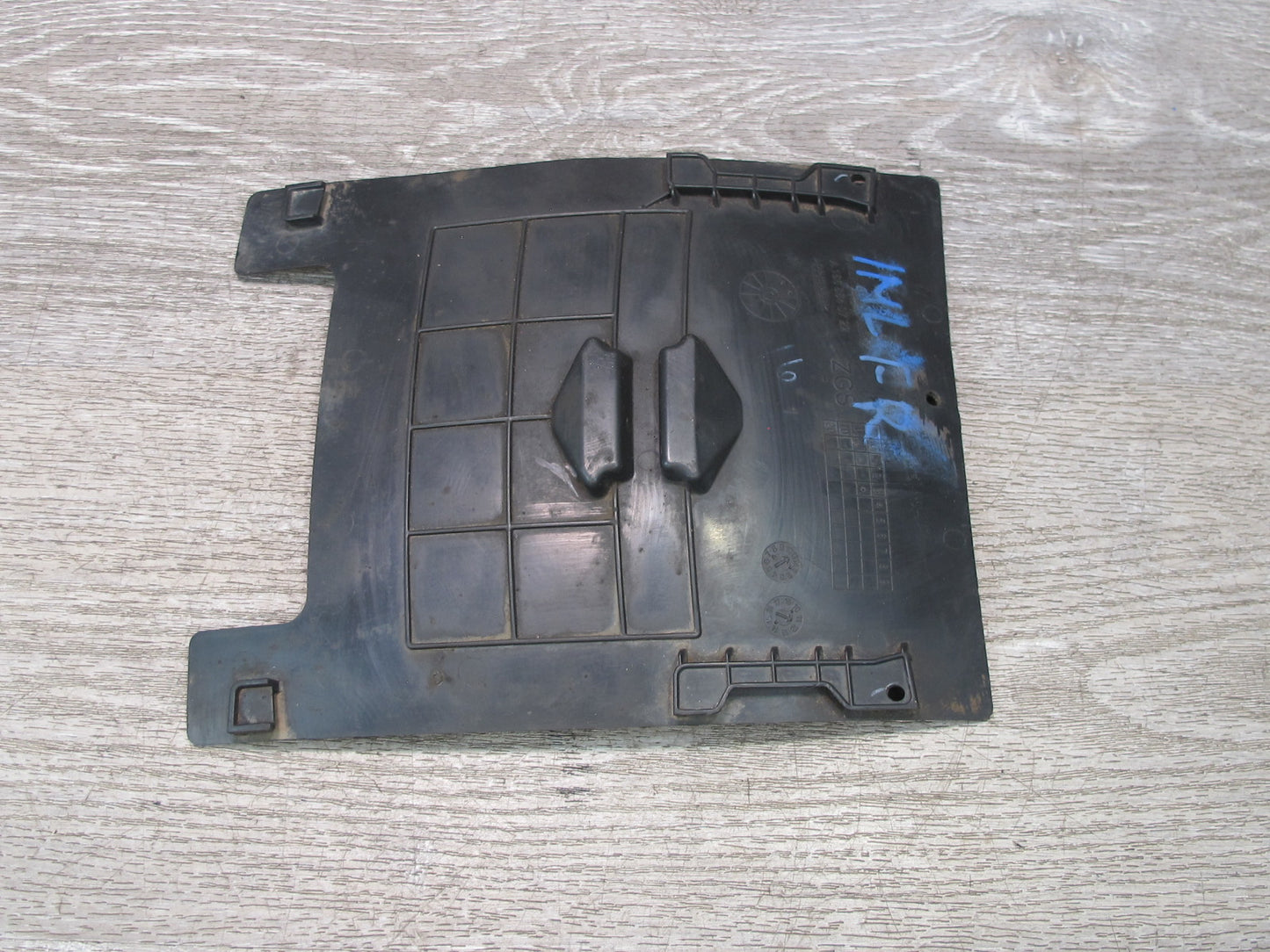 12-15 Mercedes W166 X166 GL ML Front Left Fender Liner Access Cover Lid OEM