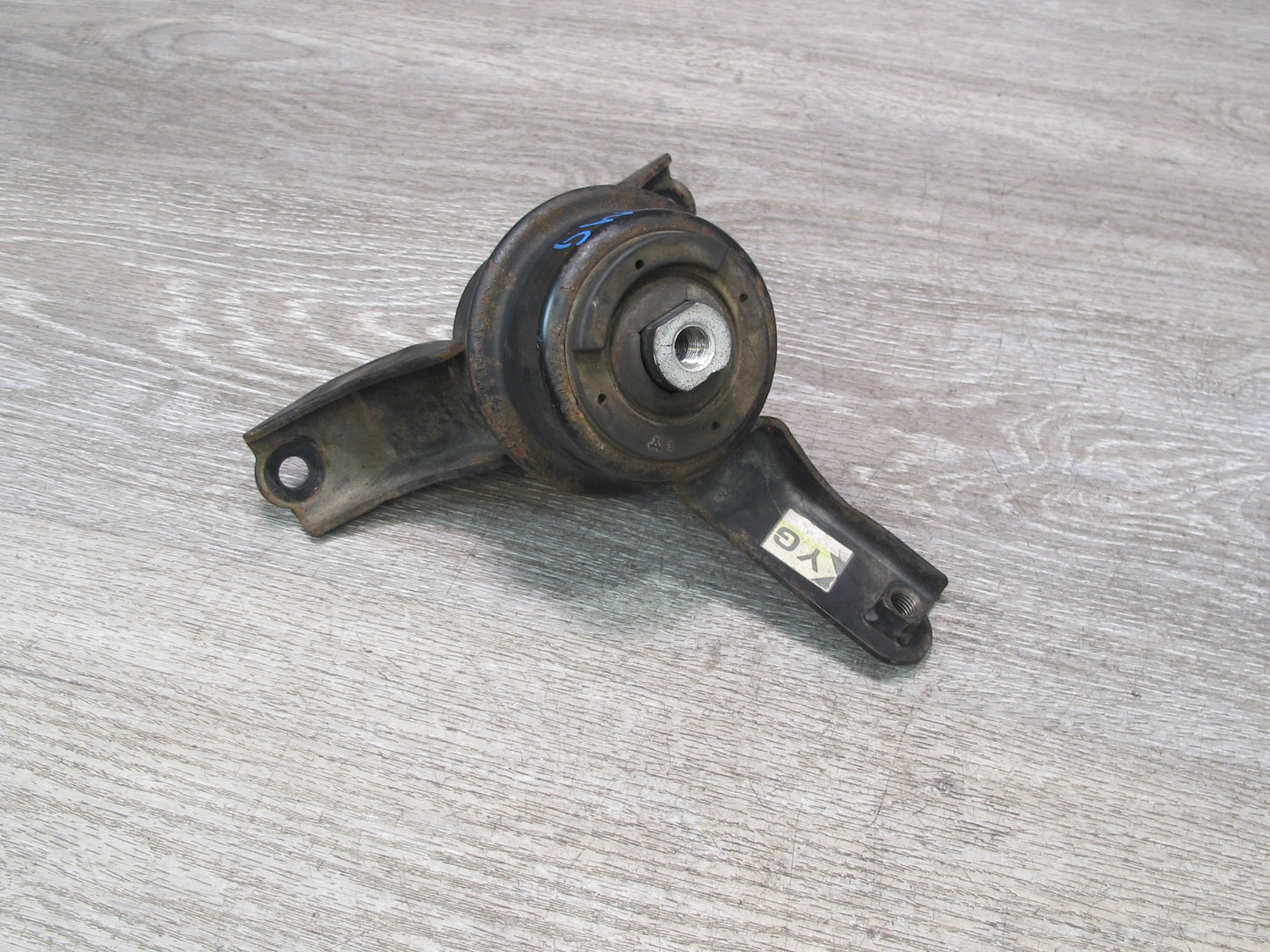 00-05 Toyota MR2 Spyder ZZW30L 1.8L 1ZZFE Engine Mount Bracket Support OEM