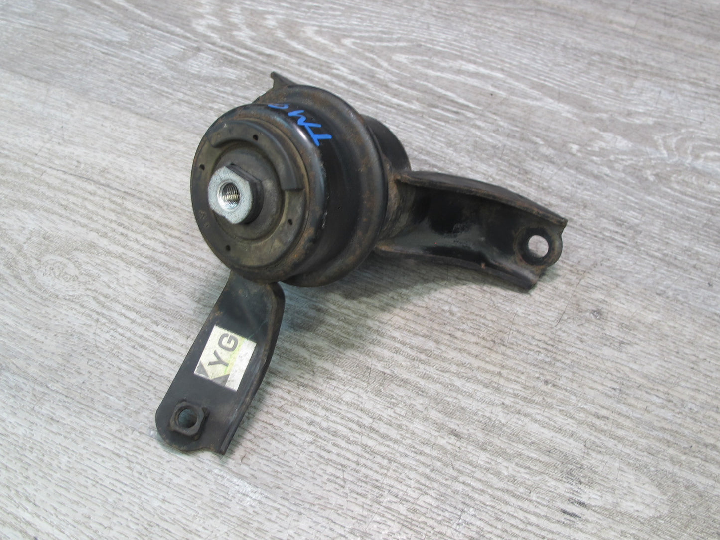 00-05 Toyota MR2 Spyder ZZW30L 1.8L 1ZZFE Engine Mount Bracket Support OEM