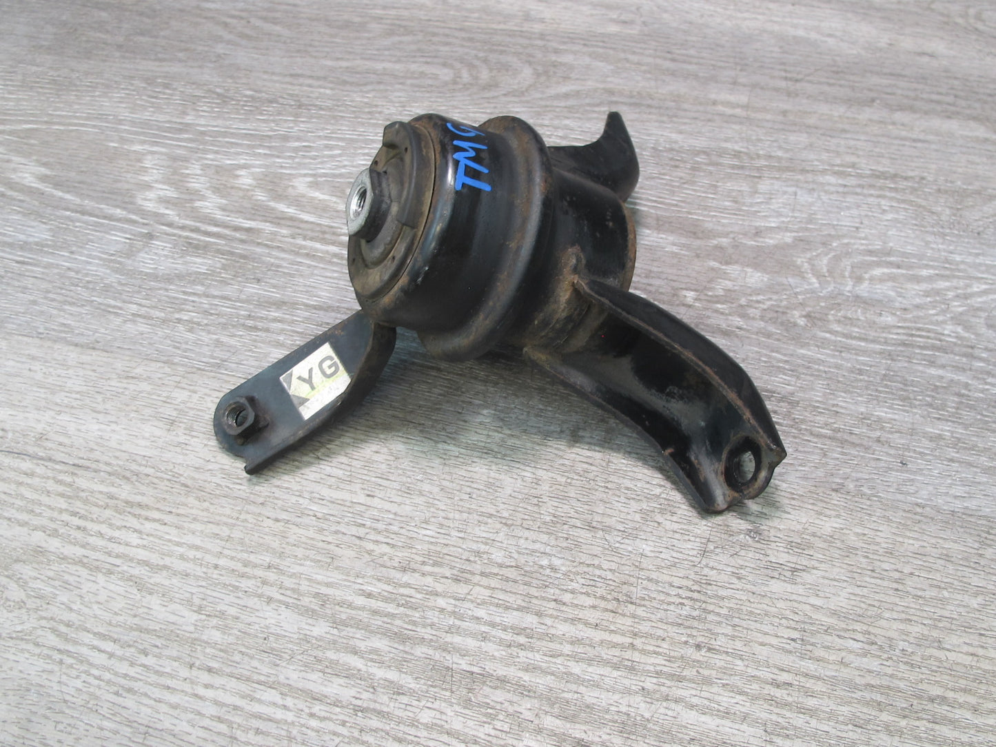 00-05 Toyota MR2 Spyder ZZW30L 1.8L 1ZZFE Engine Mount Bracket Support OEM