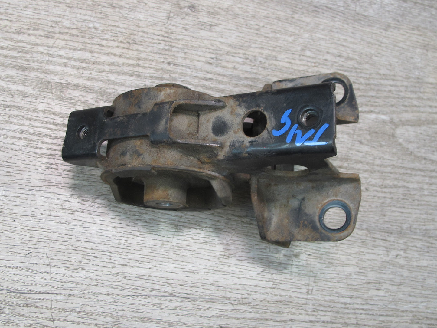 00-05 Toyota MR2 Spyder ZZW30L 1.8L 1ZZFE Engine Mount Bracket Support OEM
