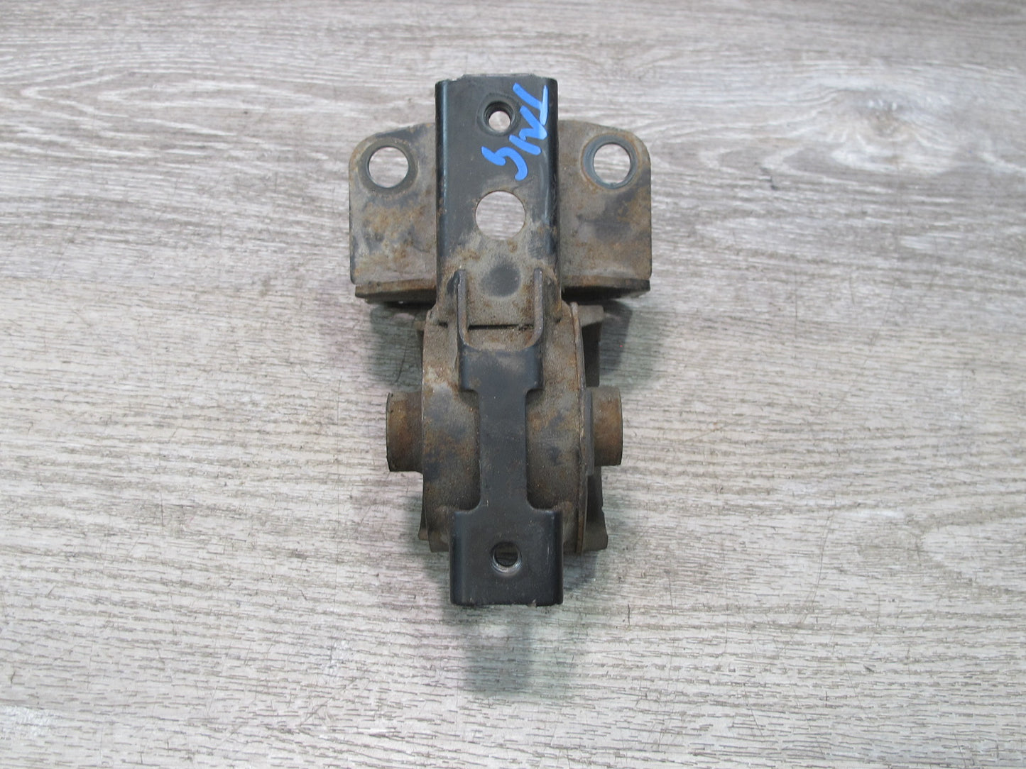 00-05 Toyota MR2 Spyder ZZW30L 1.8L 1ZZFE Engine Mount Bracket Support OEM