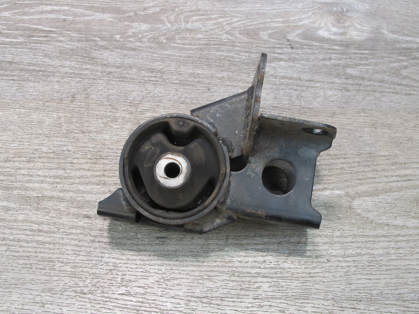 00-05 Toyota MR2 Spyder ZZW30L 1.8L 1ZZFE Engine Mount Bracket Support OEM