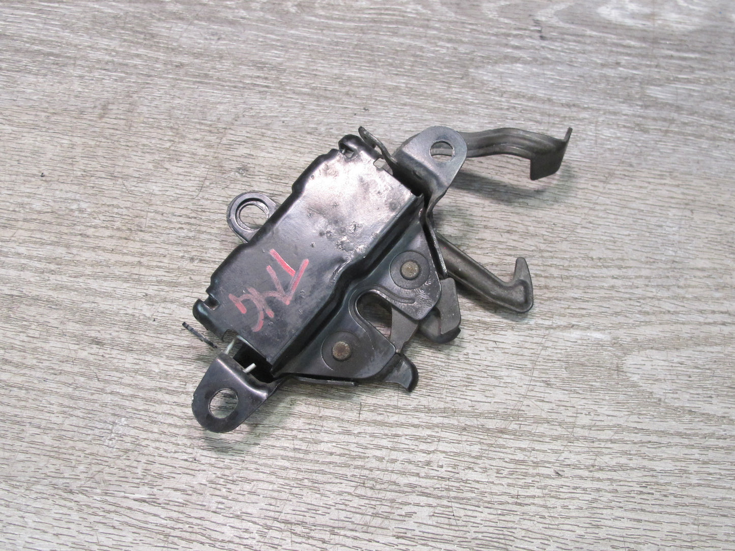 00-05 Toyota MR2 Spyder ZZW30L Front Hood Lock Latch OEM