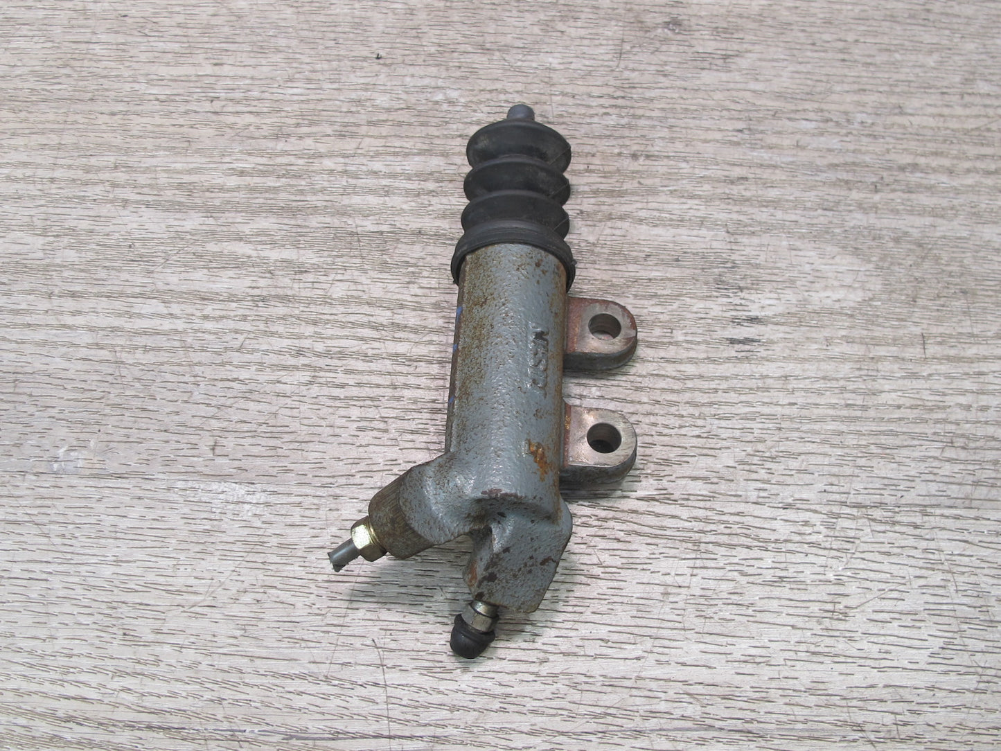 00-05 Toyota MR2 Spyder ZZW30L Clutch Slave Cylinder OEM