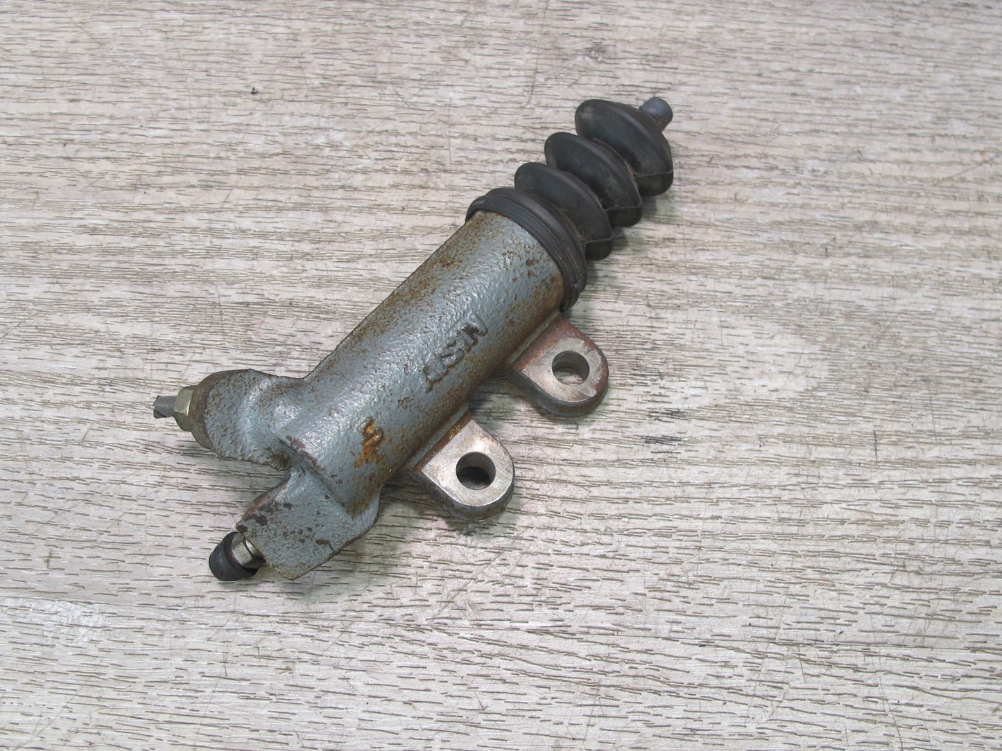 00-05 Toyota MR2 Spyder ZZW30L Clutch Slave Cylinder OEM