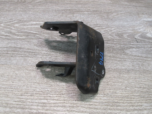 00-05 Toyota MR2 Spyder ZZW30L 1.8L 1ZZFE Engine Mount Bracket Support OEM