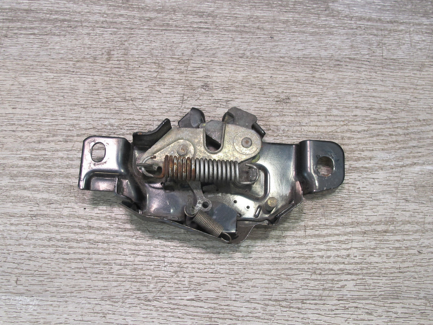 00-05 Toyota MR2 Spyder ZZW30L Rear Trunk Engine Lock Latch OEM