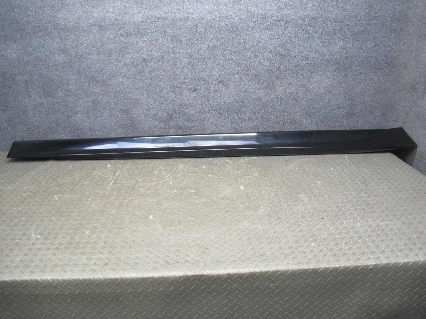 12-18 BMW F30 F31 M-sport Right Side Skirt Rocker Panel Support Bracket Set OEM