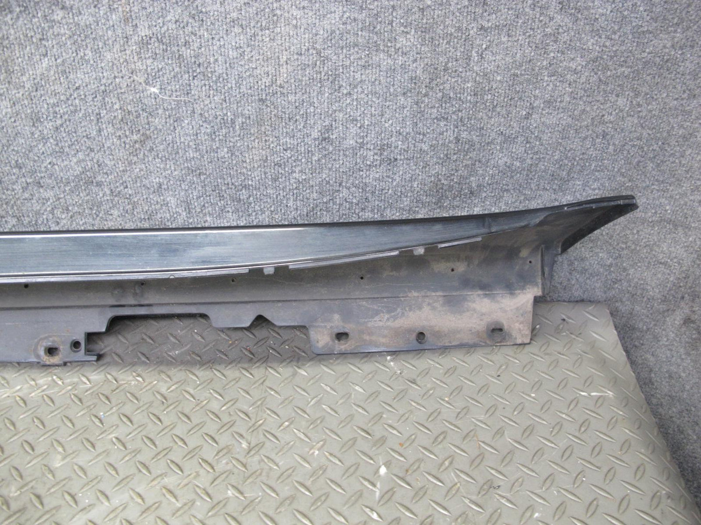12-18 BMW F30 F31 M-sport Right Side Skirt Rocker Panel Support Bracket Set OEM