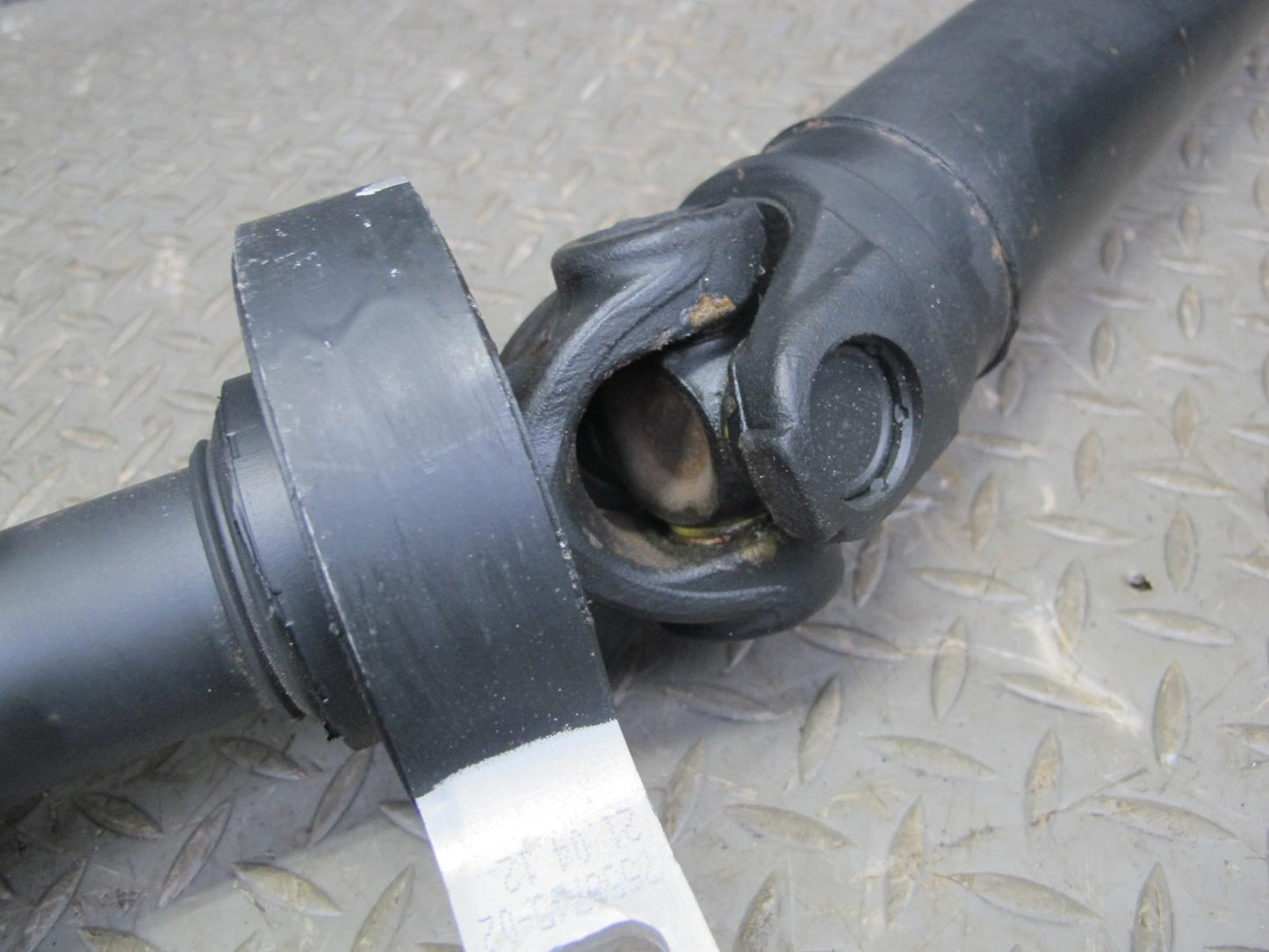 2007-2013 BMW E70 X5 AWD Rear Driveshaft Drive Shaft 7564398