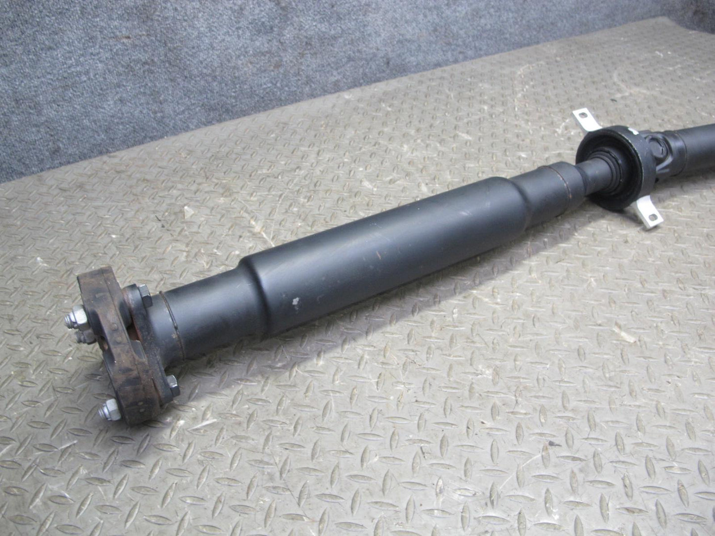 2007-2013 BMW E70 X5 AWD Rear Driveshaft Drive Shaft 7564398
