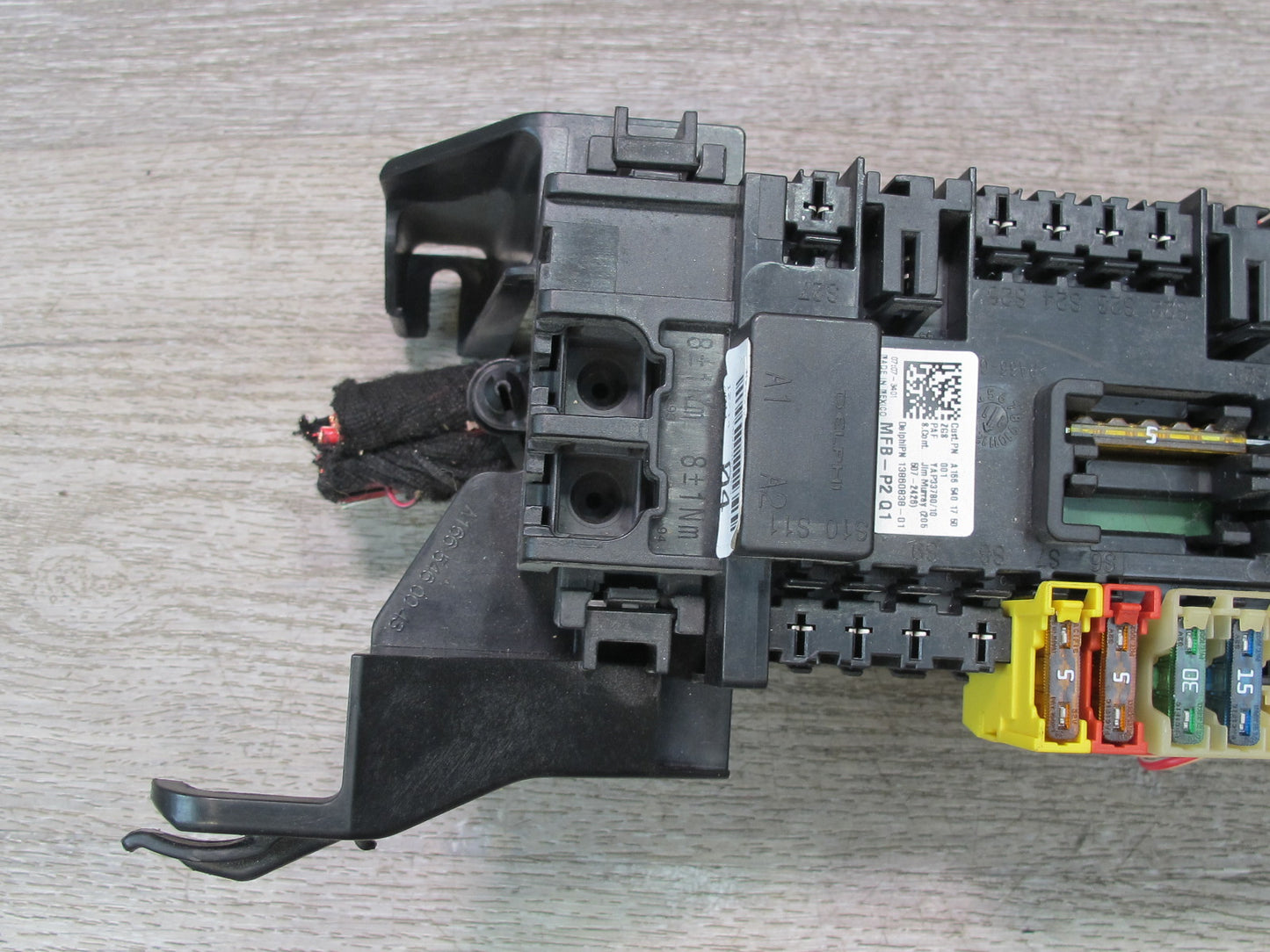 12-15 Mercedes X166 W166 GL Ml-class Front Right Under Seat Relay Fuse Box OEM