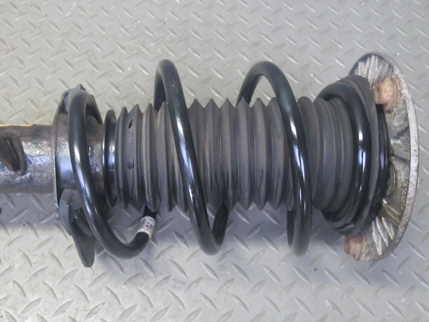 12-18 BMW F30 3-SERIES AWD Front Right Strut Shock Absorber 6791650 OEM
