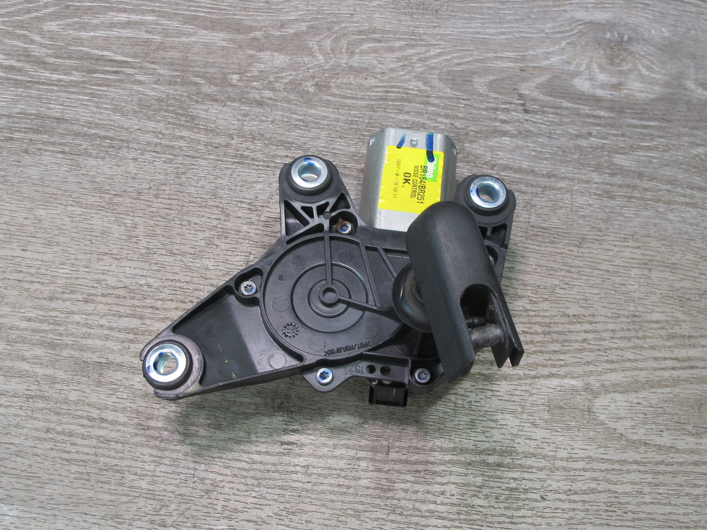 12-15 Mercedes X166 W166 GL Ml-class Rear Window Wiper Motor 2518200042 OEM