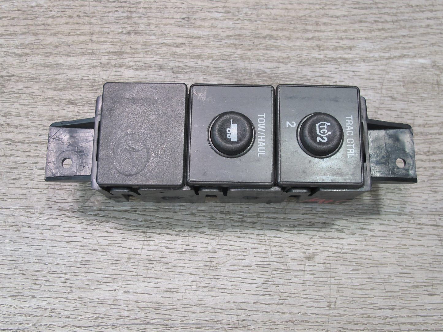 2003 -2007 Hummer H2 Dash Center Traction Control TOW Haul Switch