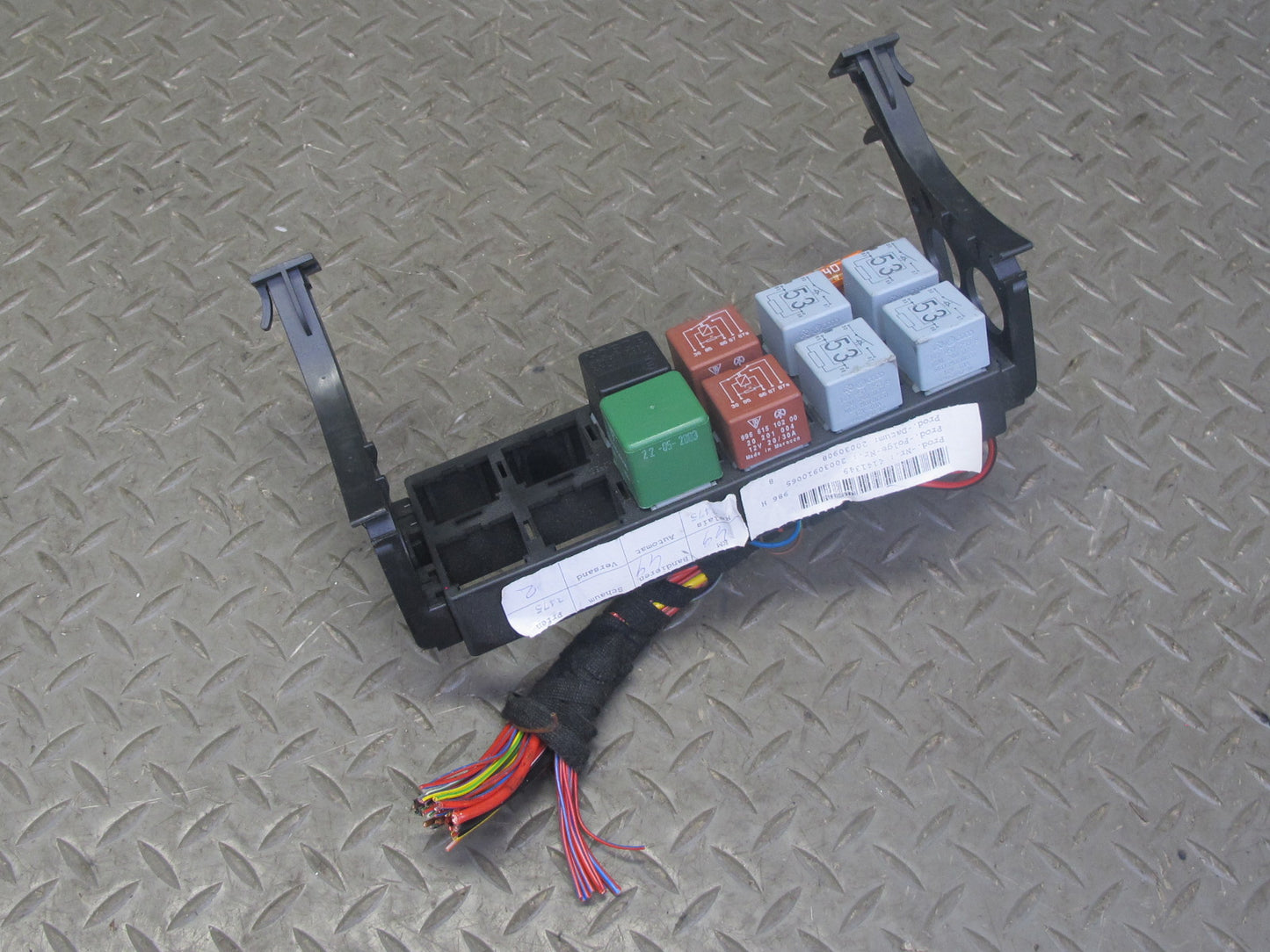 2000-2004 Porsche Boxster 986 Fuse Relay Junction Box Module Unit