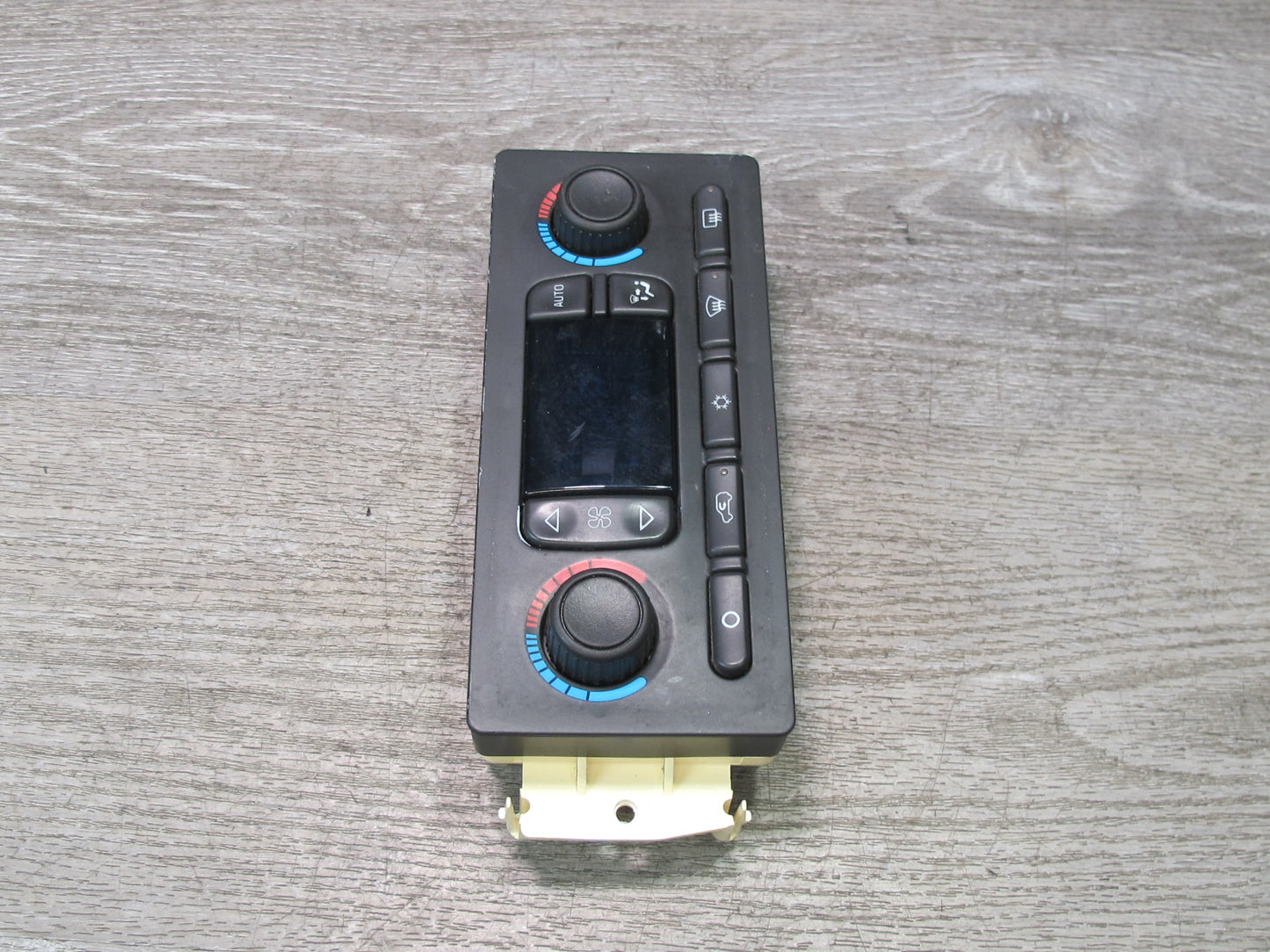 2003-2007 Hummer H2 A/C Heater Climate Control Switch Panel 15105969