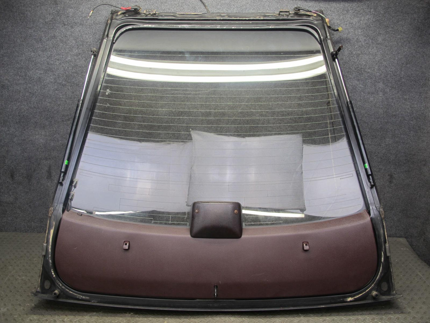 88-92 Toyota Supra MK3 NA Rear Trunk Lid Hatch Liftgate Tailgate w Glass OEM
