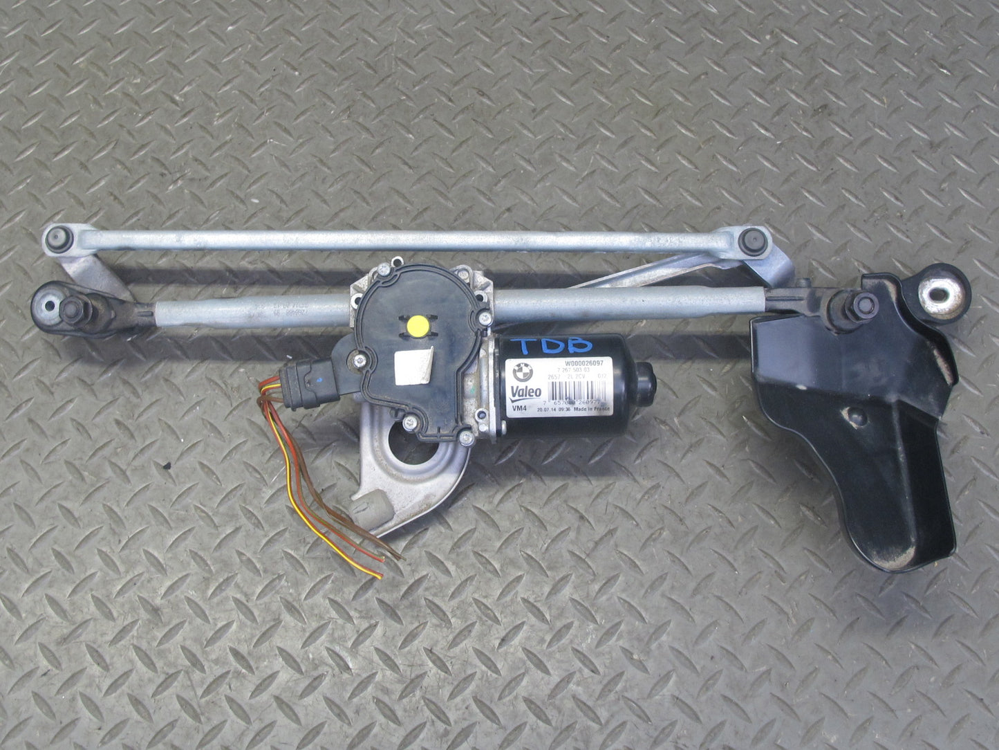 14-16 BMW F30 F31 F32 F33 F34 Windshield Wiper Transmission Linkage w Motor OEM