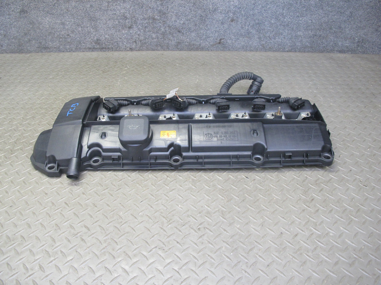 96-99 BMW E36 E39 Z3 M52 Engine Cylinder Head Valve Cover 1703341 OEM