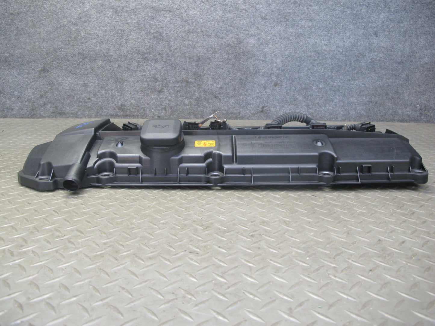 96-99 BMW E36 E39 Z3 M52 Engine Cylinder Head Valve Cover 1703341 OEM