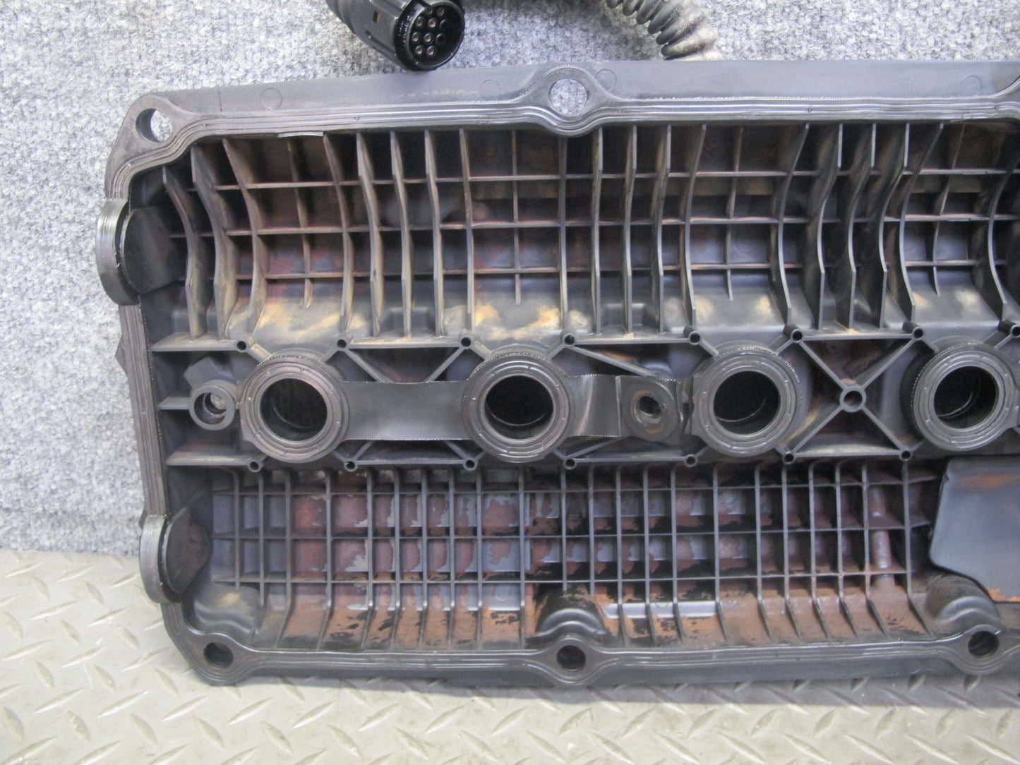 96-99 BMW E36 E39 Z3 M52 Engine Cylinder Head Valve Cover 1703341 OEM