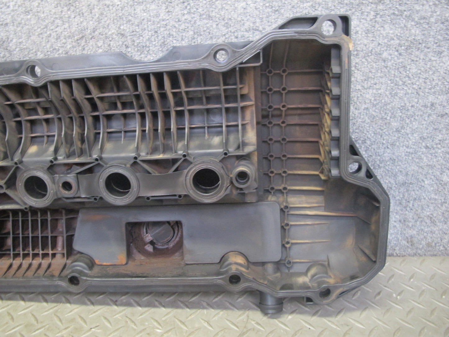 96-99 BMW E36 E39 Z3 M52 Engine Cylinder Head Valve Cover 1703341 OEM