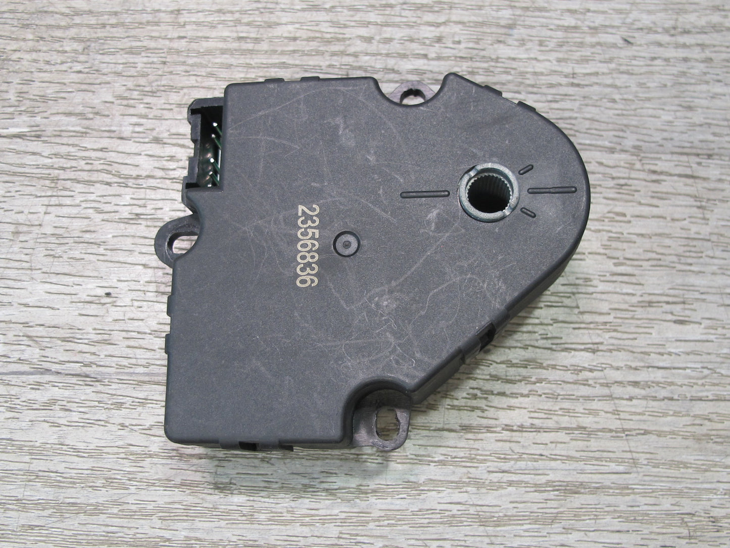 2003-2009 Hummer H2 Hvac A/C Air Heater Door Flap Actuator Motor Set