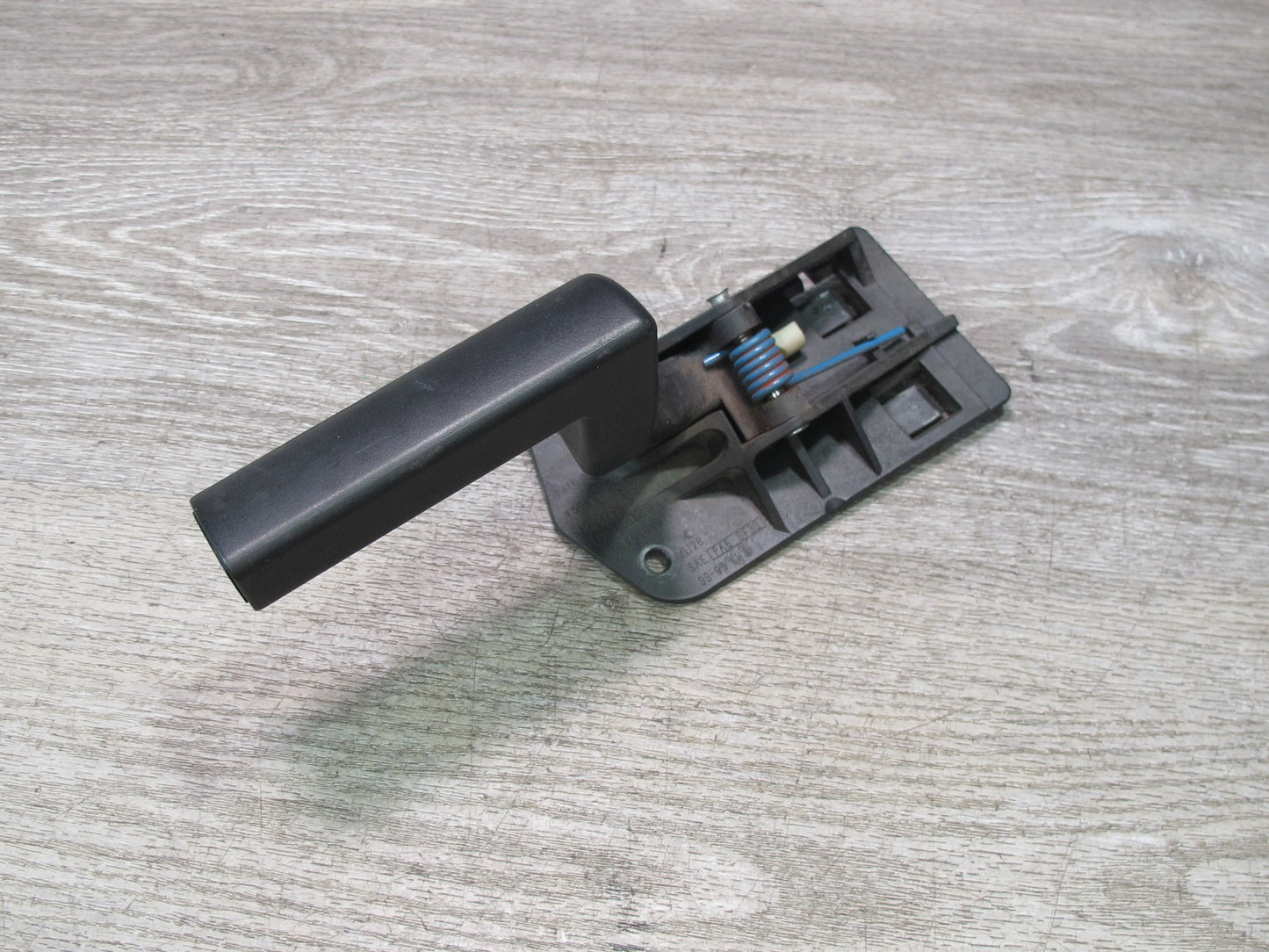 2003-2007 Hummer H2 Front Right Passenger Side Door Interior Handle