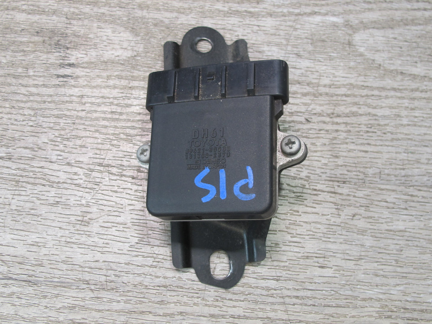01-05 Lexus SC300 GS300 IS300 Ignition Igniter Control Module 89621-30030 OEM
