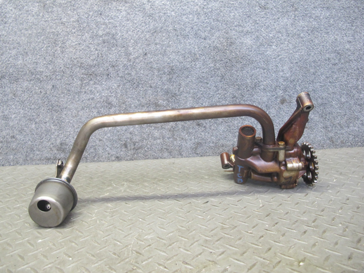 93-99 BMW E36 M50 M52 Engine Motor Oil Pump w Pickup Suction Tube Pipe OEM