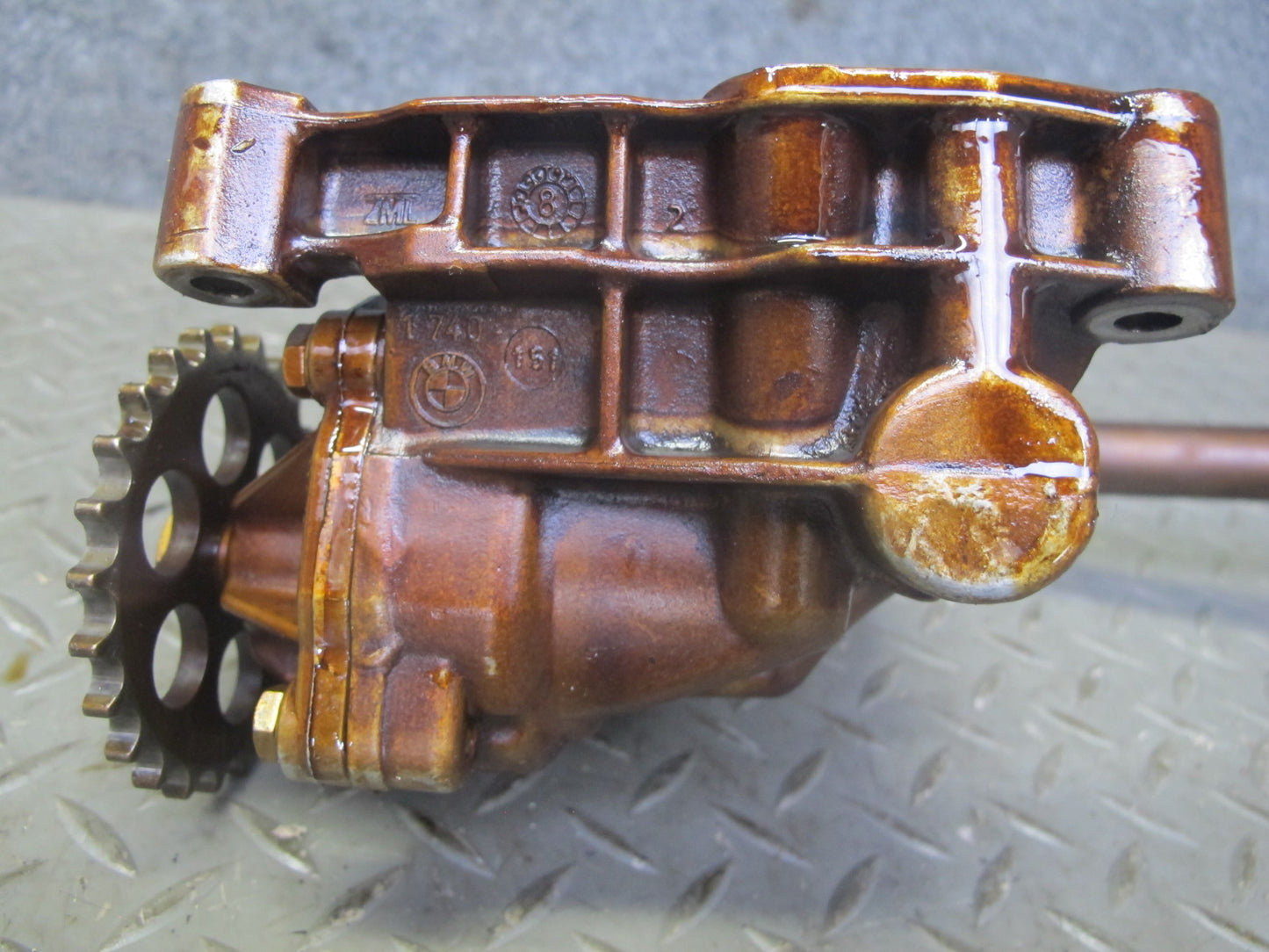 93-99 BMW E36 M50 M52 Engine Motor Oil Pump w Pickup Suction Tube Pipe OEM