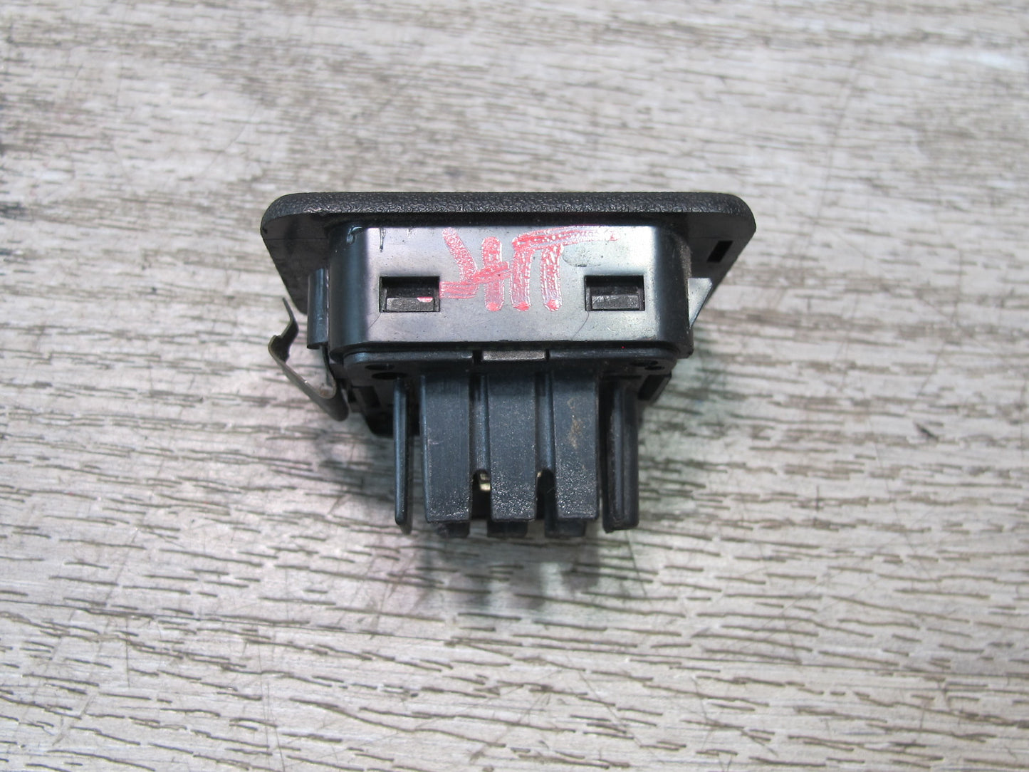 2003-2005 Hummer H2 Rear Back Door Lock Unlock Switch 15083089